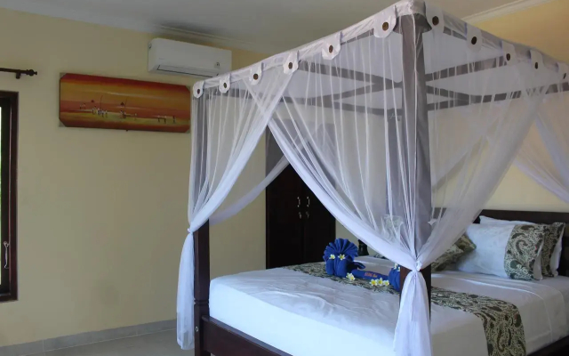 Bintang Beach Villas