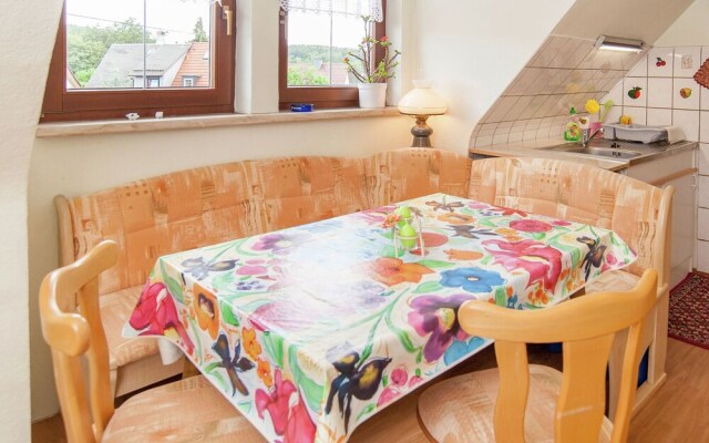 Quaint Apartment in Zella-mehlis With Garden