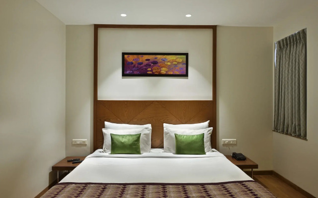 Hotel Leafio Marigold Marol
