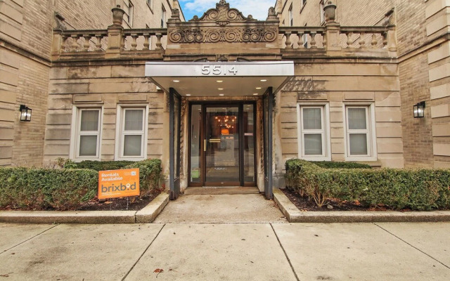 Studio Unit - Blackstone rep 1