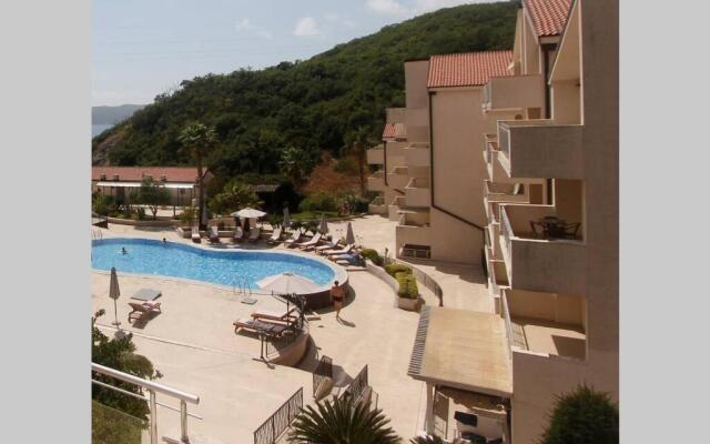 2 BR Apartment in Blue Horizon Przno