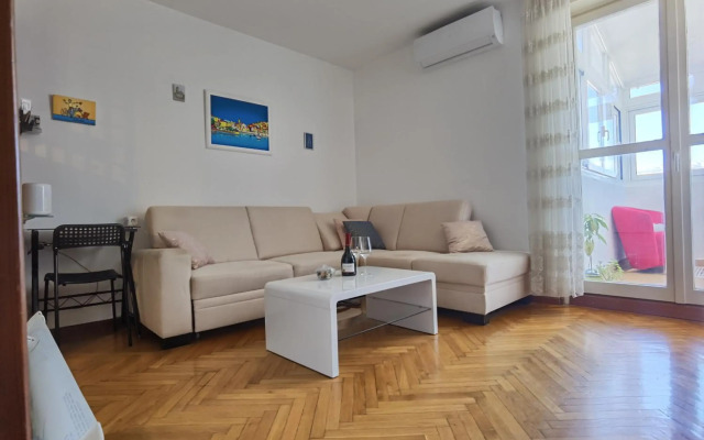 T-star, 2-bedroom apartment with magnificent beach view