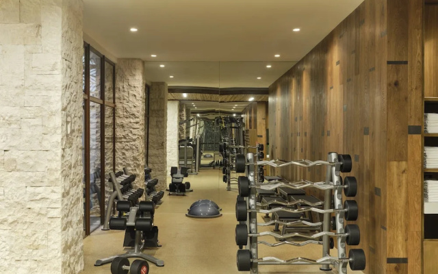 Kimpton Grand Roatan Resort And Spa by IHG