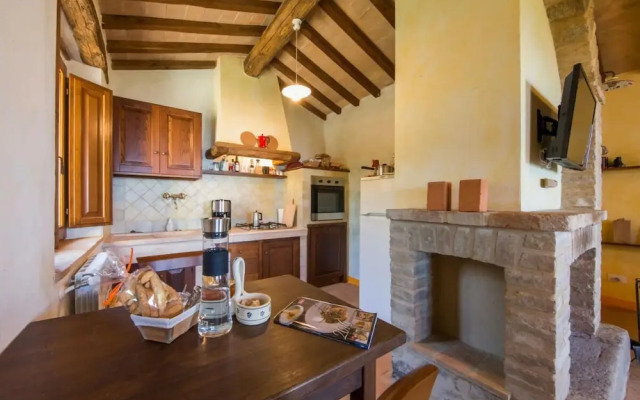 Nice Apartment in Seggiano