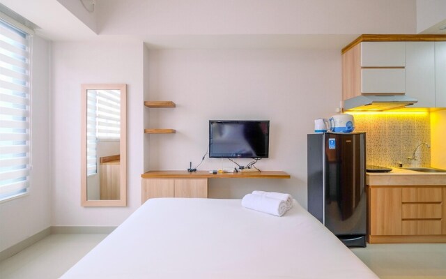 Cozy Living Studio At Evenciio Apartment Margonda Near Ui