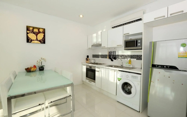 Luxury 3 Bedroom Apartment - B