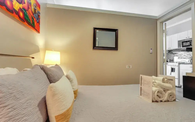 Sunny Miami Beach Condo Steps to Boardwalk!