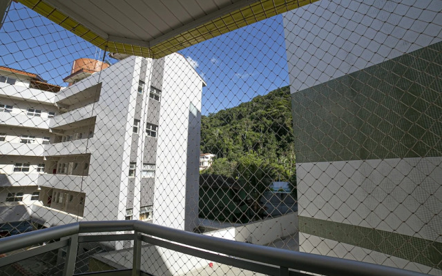 Apto 22E ar condicionado e ventilador, 2 quartos, churrasqueira, elevador e piscina