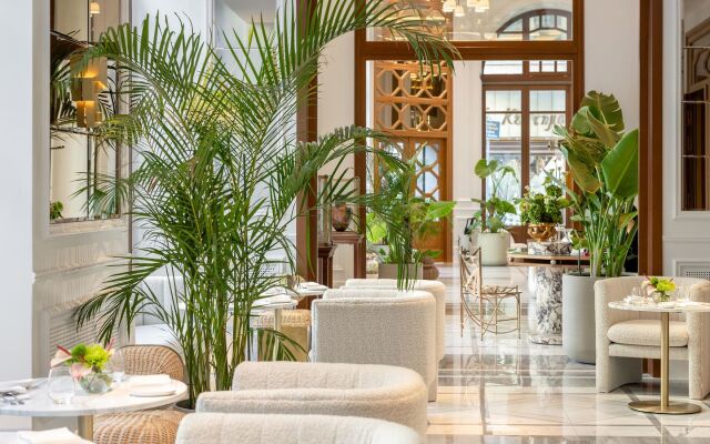 The Dolli at Acropolis, A Hotel to Live