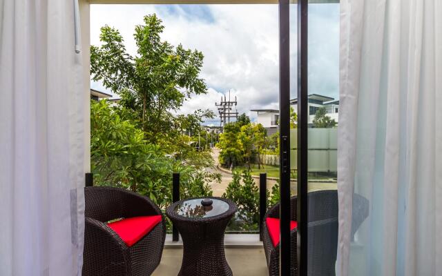 LP109 - Private pool and garden 5 bedroom villa in Laguna!