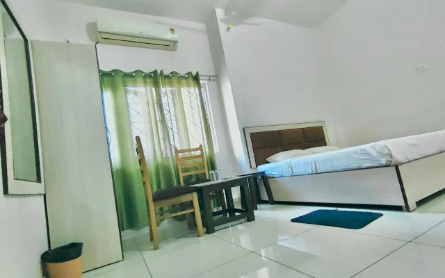 OYO 28196 Hotel Corbett Radiance