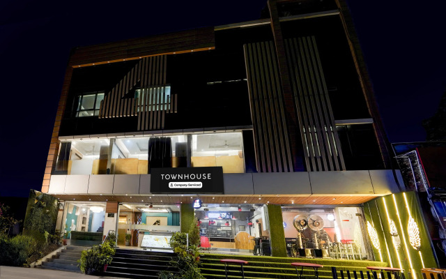 Townhouse Prayagraj Central Bus Terminal Formerly Hotel Four View