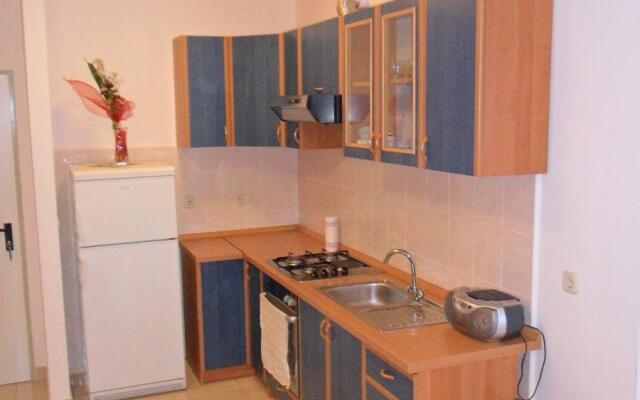 Apartment Blaga - with parking; A1 Rogoznica, Riviera Sibenik