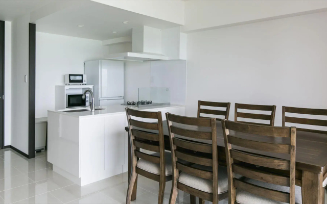 Hideout Okinawa Uruma