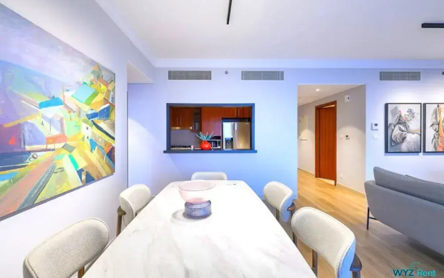 Unobstructed Burj Khalifa Views 3.5 Beds