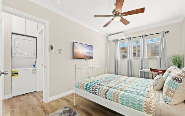 Bright&Cozy Getaway 10min to Downtown LA