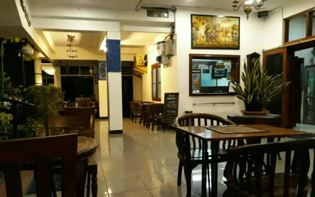 Nunia Tamansari Hotel