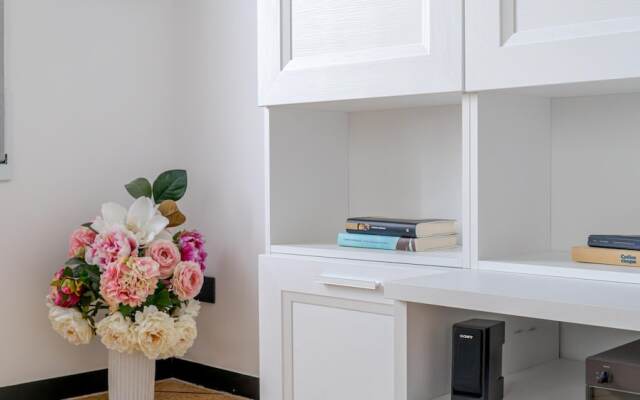 Betti 46 in Rapallo With 1 Bedrooms and 1 Bathrooms