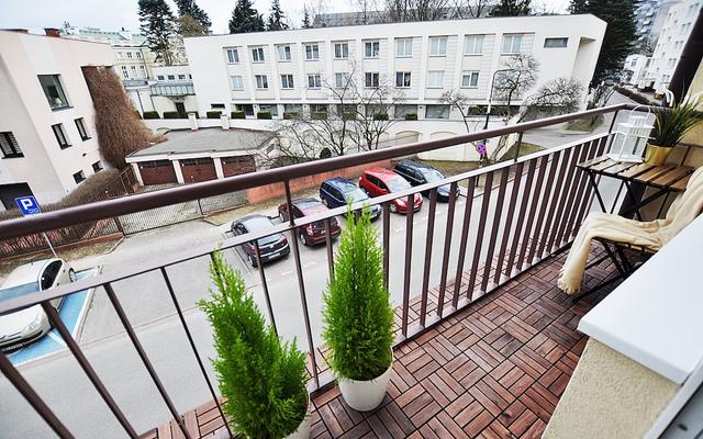 M11 Outstanding Apartment with Balcony