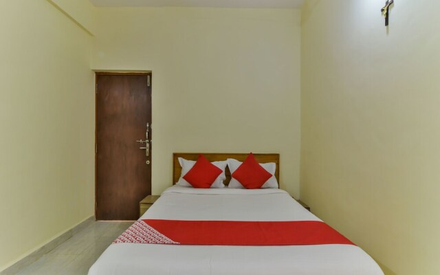 OYO 15570 Daffodils Guest House Calangute