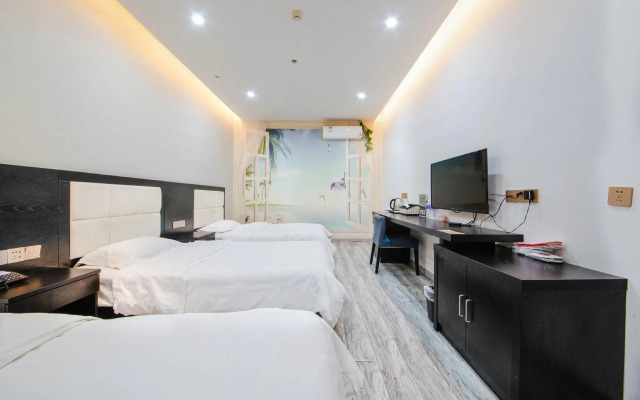 Shell Wuxi Huishan DistrictWanda Plaza Yanqiao Subway Station Hotel