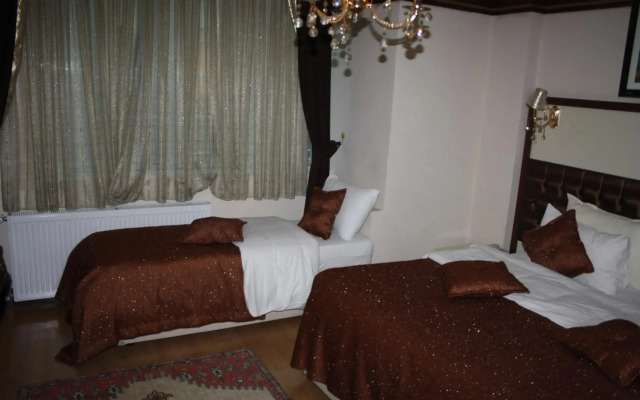 Gloria Tibi Hotel