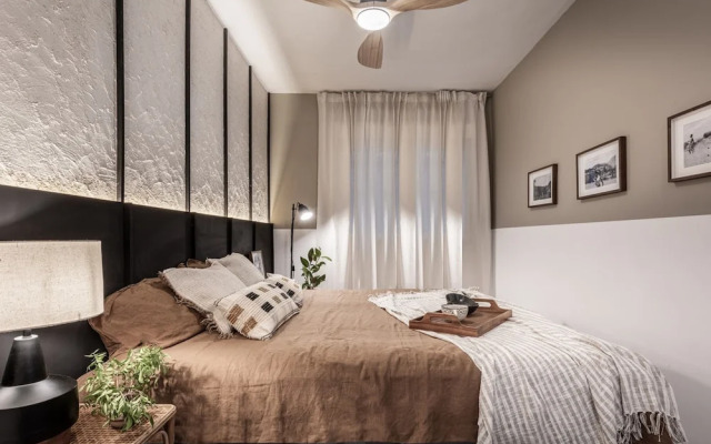 Boma - 2 Bedrooms and Terrace in Recoletos