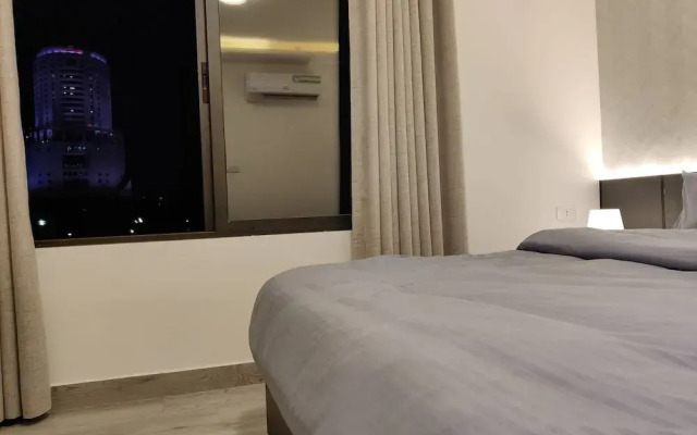 45m Luxury Room Royal View Near all Services