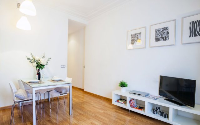 Feelathome Gran Via Apartment