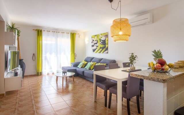 New Apartment With Charm by Robertapatments