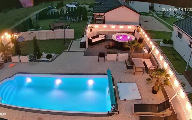 Domki Letniskowe MA-REST