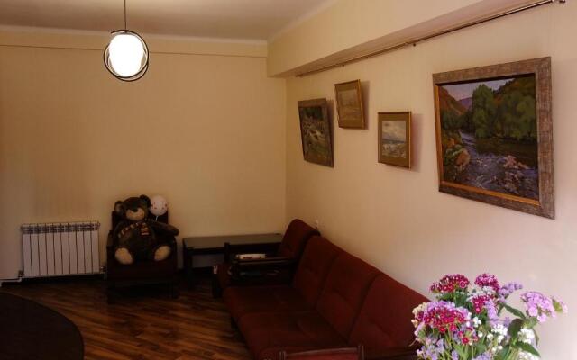 Yerevan center apartment 5A
