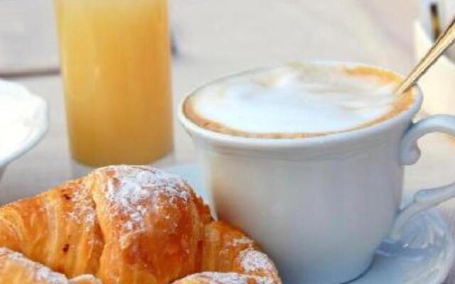 Central Station Suite Apartment