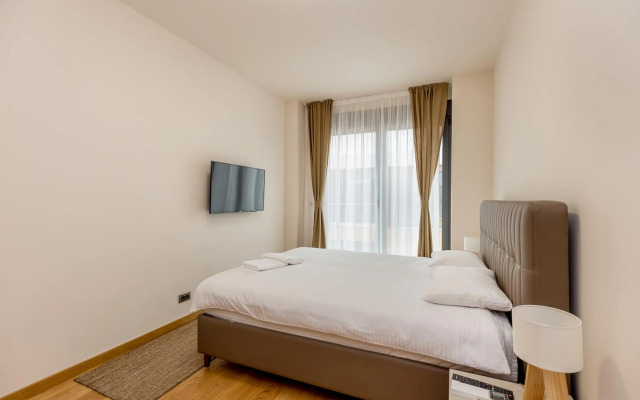 Athos Square Apartments