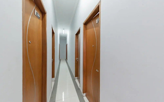 RedDoorz @ Kandaga 80 near Stadium Arcamanik