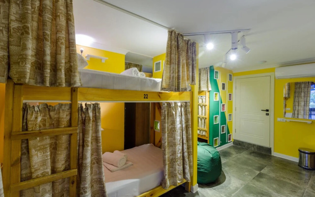 Surf Hostel