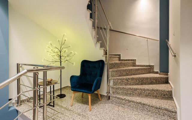 Georgia seaview apartment B2