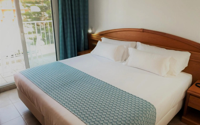 Hotel Bahia Serena