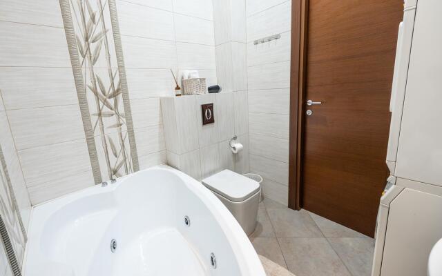 DeRent Aparts (ДеРент Апартс) на набережной реки Мойки 6