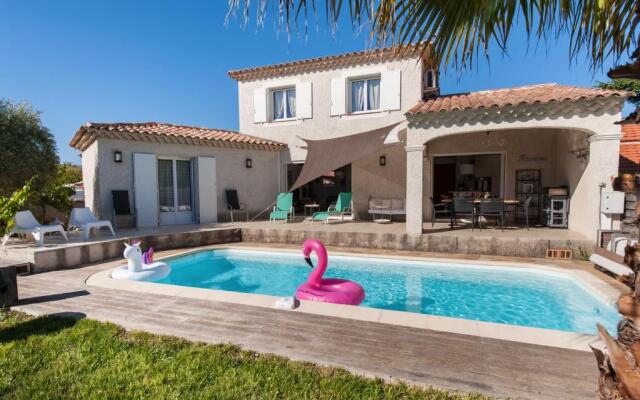 Villa Deidière 6pers/piscine/pétanque/clim