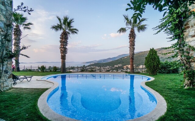Villa Torba Bay by EvTatilim