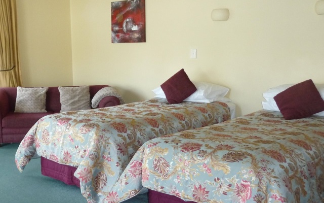Harrogate Gardens Motel Hanmer Springs – Guest Rooms – Hanmer Springs