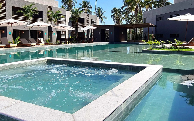 Flat super luxo com 2 suítes no Manatee - Patacho - Milagres - AL