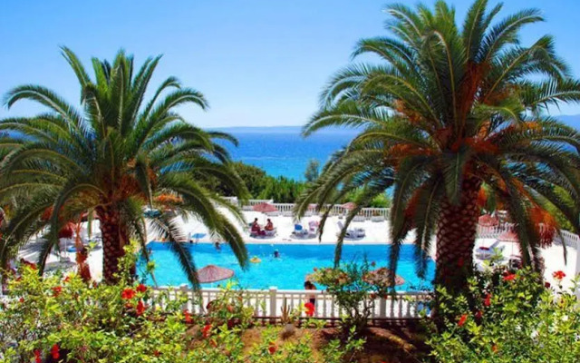 Kerasus Resort Hotel
