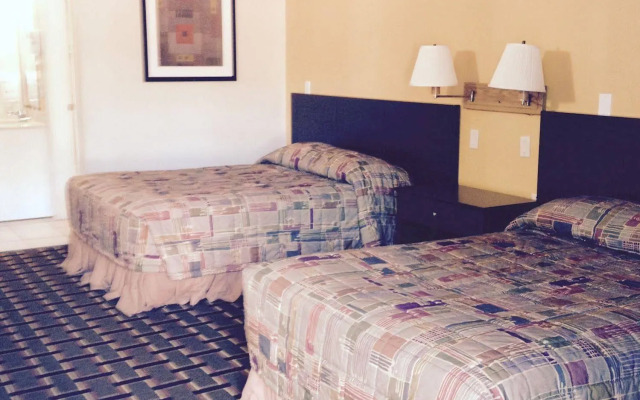 Budget Inn East