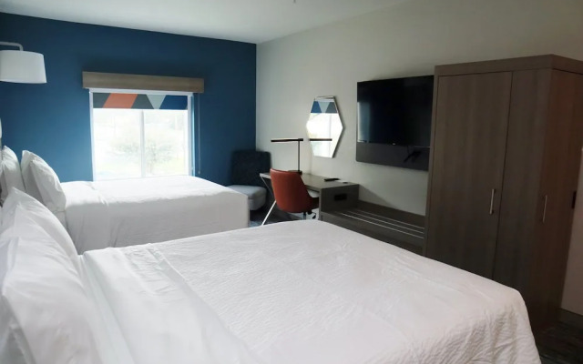 Holiday Inn Express Hotel & Suites Baton Rouge North