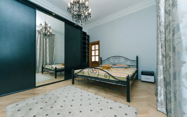 Apartments Kreshchatik 25-5