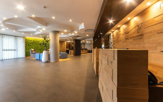 Sport Village Hotel & Spa