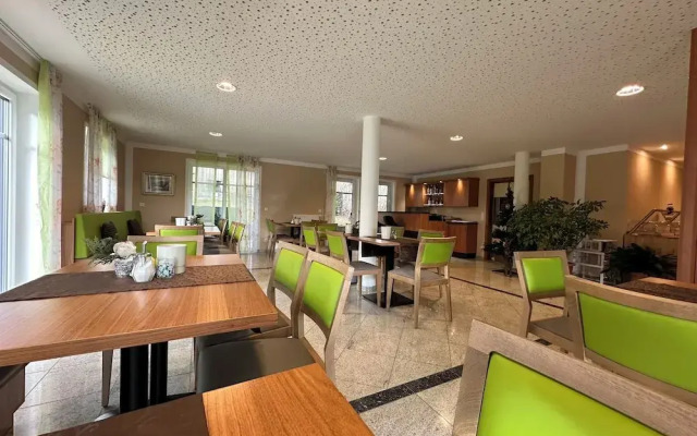 Rothsee Hotel