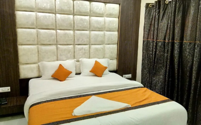 Hotel Vinayak